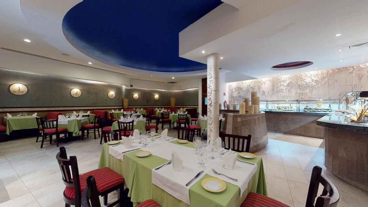 Grand Park Royal Cozumel Hotel Ngoại thất bức ảnh Restaurant at the hotel