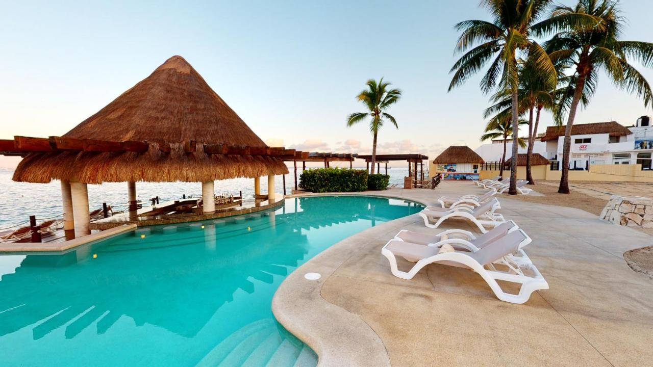 Grand Park Royal Cozumel Hotel Ngoại thất bức ảnh Pool at the Grand Palladium Hotel