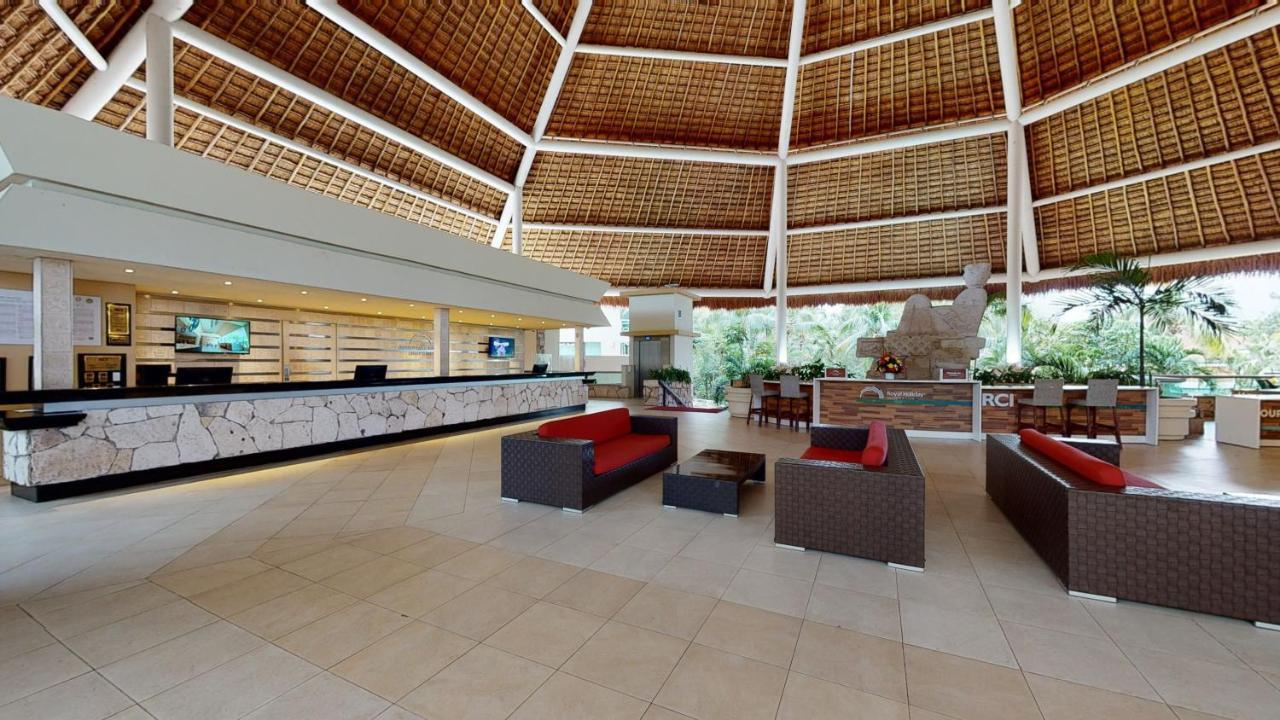 Grand Park Royal Cozumel Hotel Ngoại thất bức ảnh The lobby of the resort