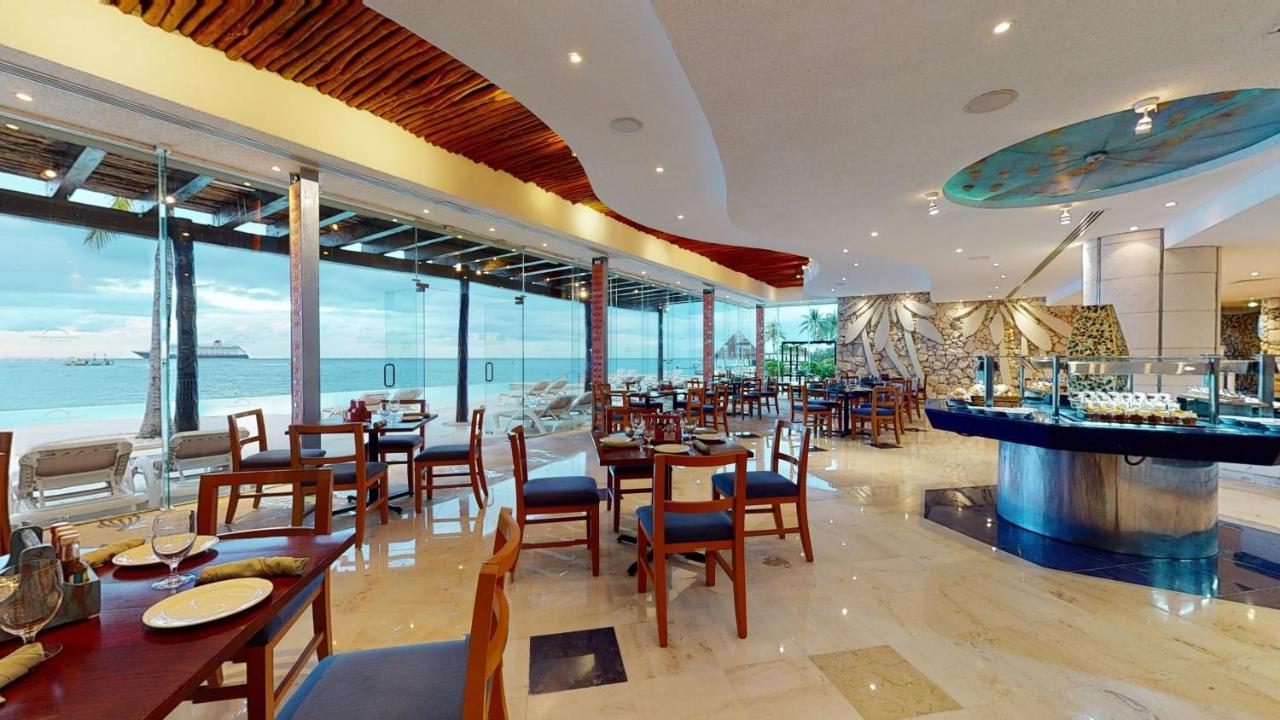 Grand Park Royal Cozumel Hotel Ngoại thất bức ảnh The buffet at the hotel