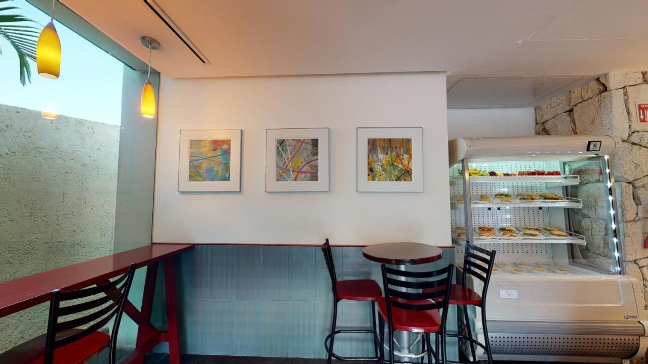 Grand Park Royal Cozumel Hotel Ngoại thất bức ảnh Interior of a Starbucks in Tokyo, Japan